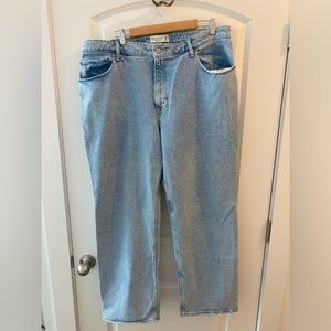 A&F 90s Relaxed High Rise